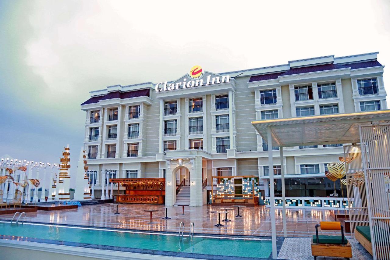 Clarion Inn Indore Exterior photo